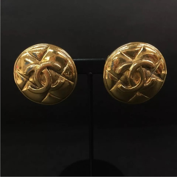 CHANEL CC Logo Matelasse Gold Tone Earrings - Picture 2 of 9